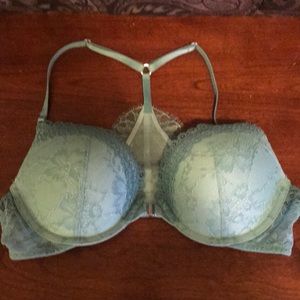 NWOT Victoria’s Secret Very Sexy Push-up Bra
